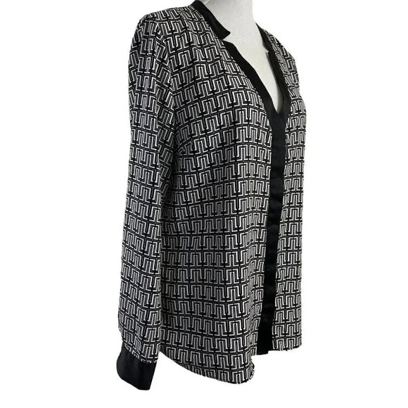 Ellen Tracy Black and White Button Up Shirt Blouse Large Zig Zag Striped Stripes - Picture 2 of 9